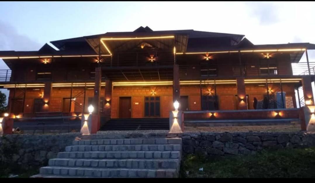 Misty Valley Resort Varagampadi Exterior photo